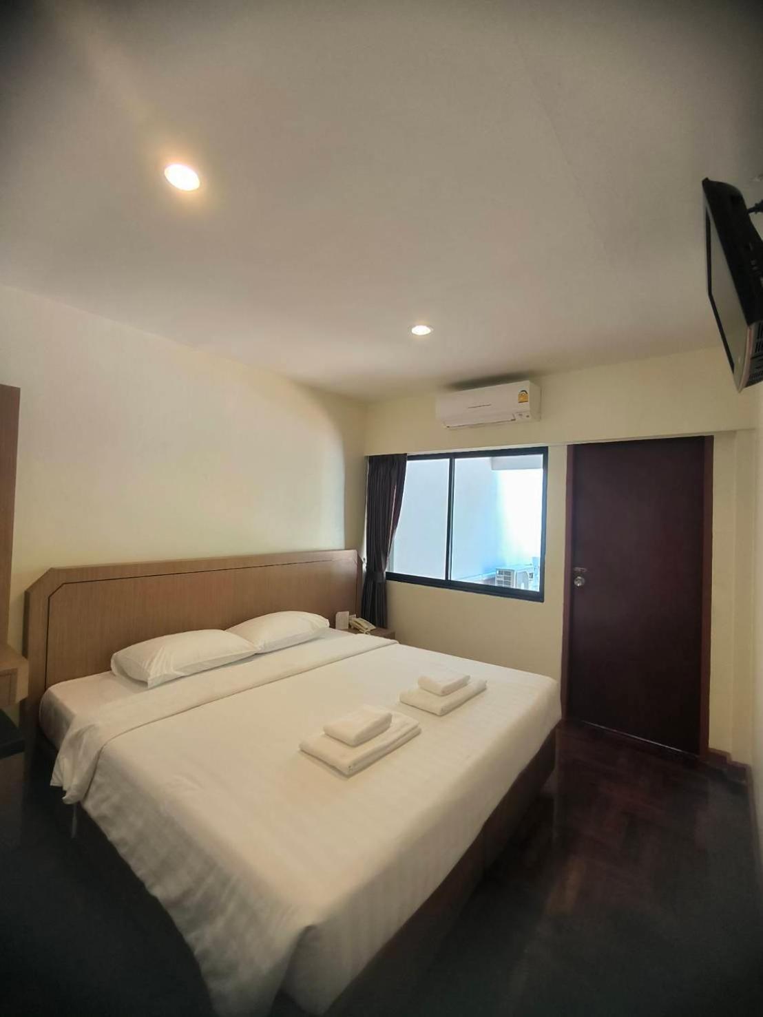 Pattaya Park Beach Resort Extérieur photo